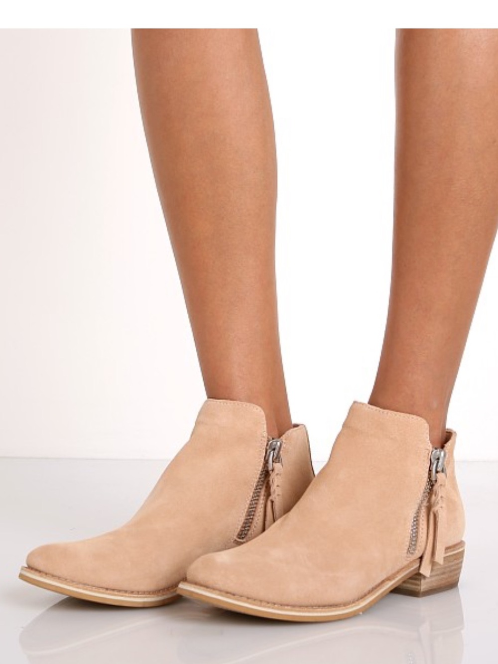 Dolce Vita Sutton Bevello Booties short boots
